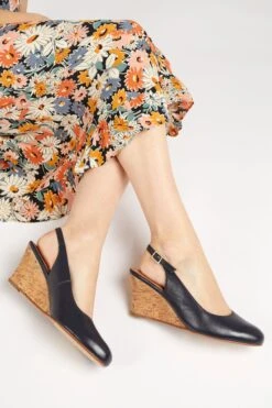 Jones Bootmaker Zahra Lederschuhe Mit Keilabsatz, Blau