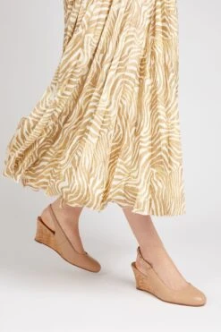 Jones Bootmaker Zahra Lederschuhe Mit Keilabsatz, Creme